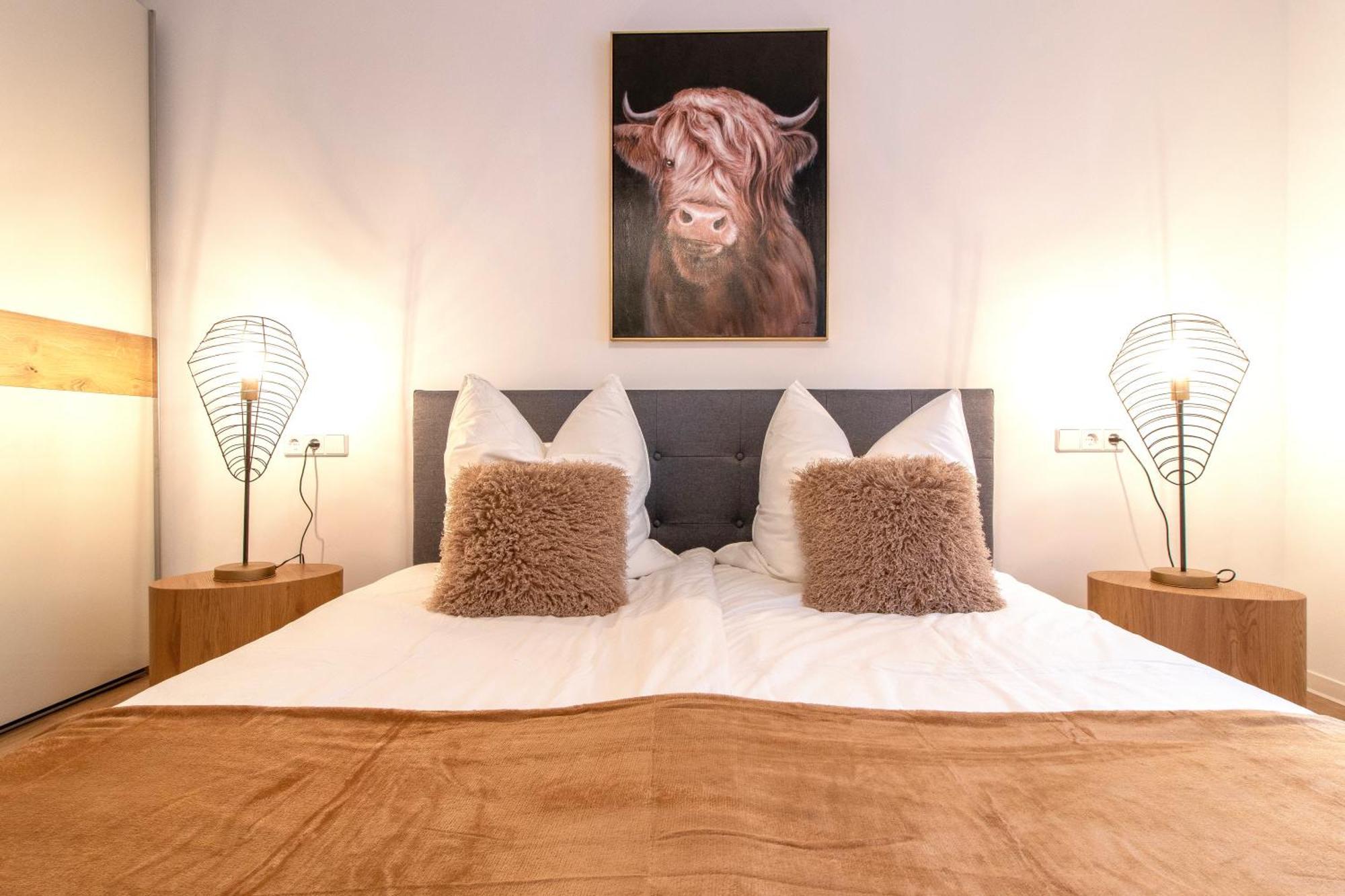Stilvolles City-Apartment I Netflix I Wlan L Stellplatz I Zentral Schwarzenberg  Ngoại thất bức ảnh
