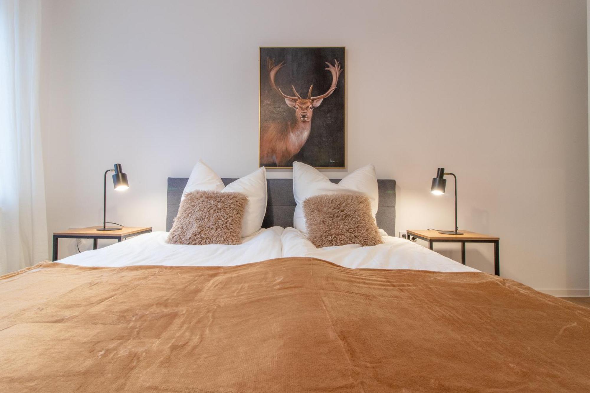 Stilvolles City-Apartment I Netflix I Wlan L Stellplatz I Zentral Schwarzenberg  Ngoại thất bức ảnh