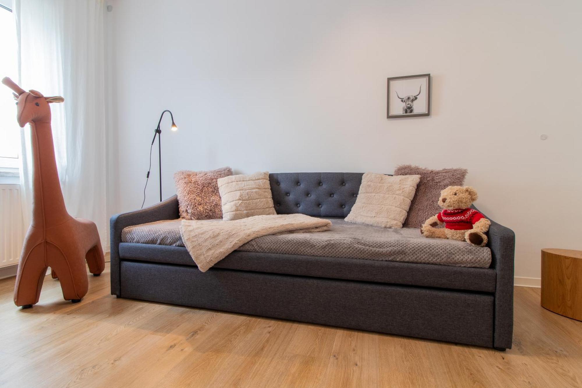 Stilvolles City-Apartment I Netflix I Wlan L Stellplatz I Zentral Schwarzenberg  Ngoại thất bức ảnh